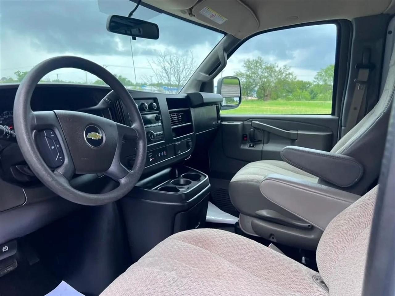 Chevrolet Express  2021