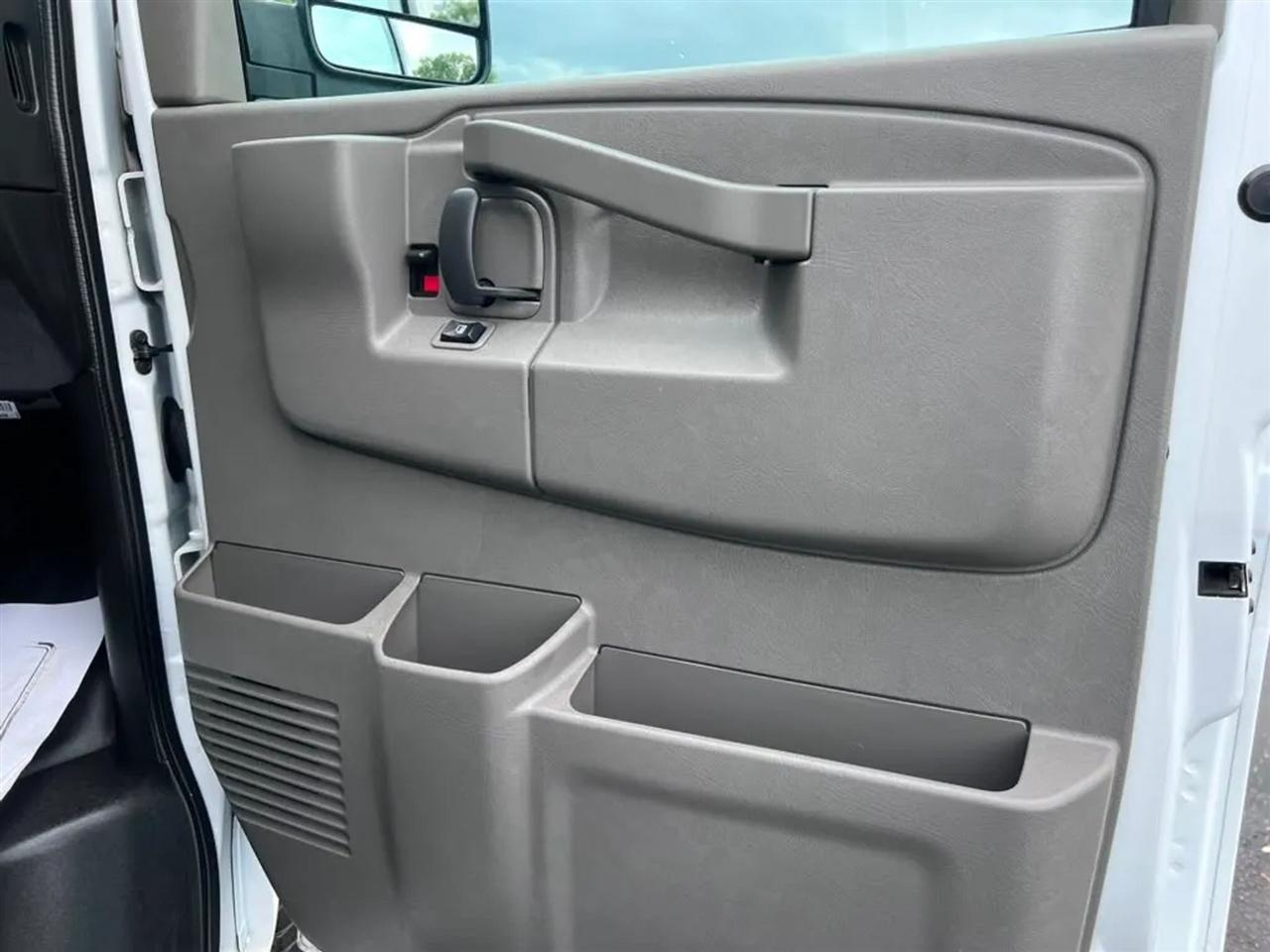 Chevrolet Express  2021