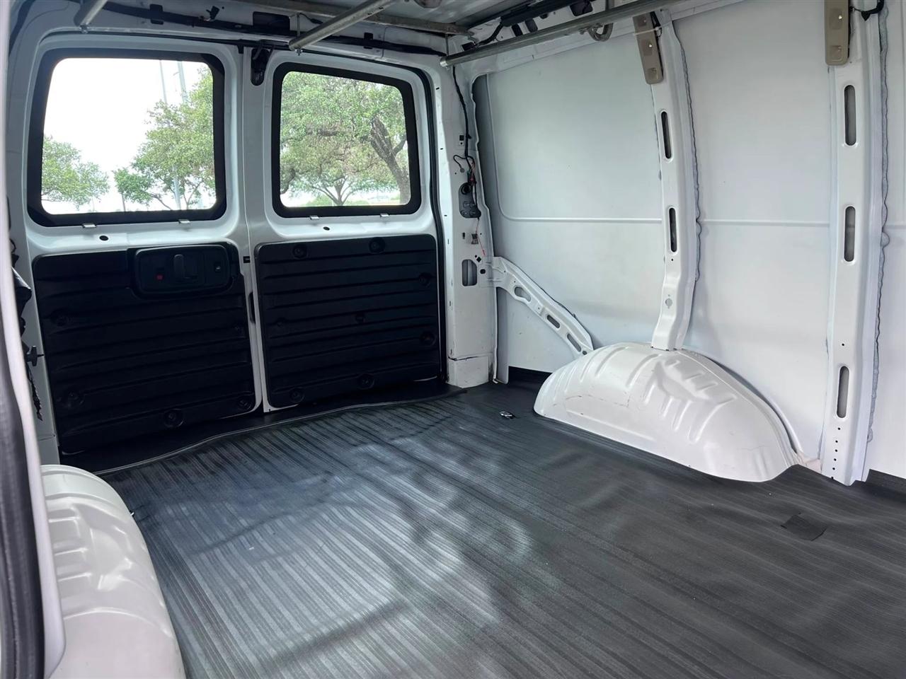 Chevrolet Express  2021