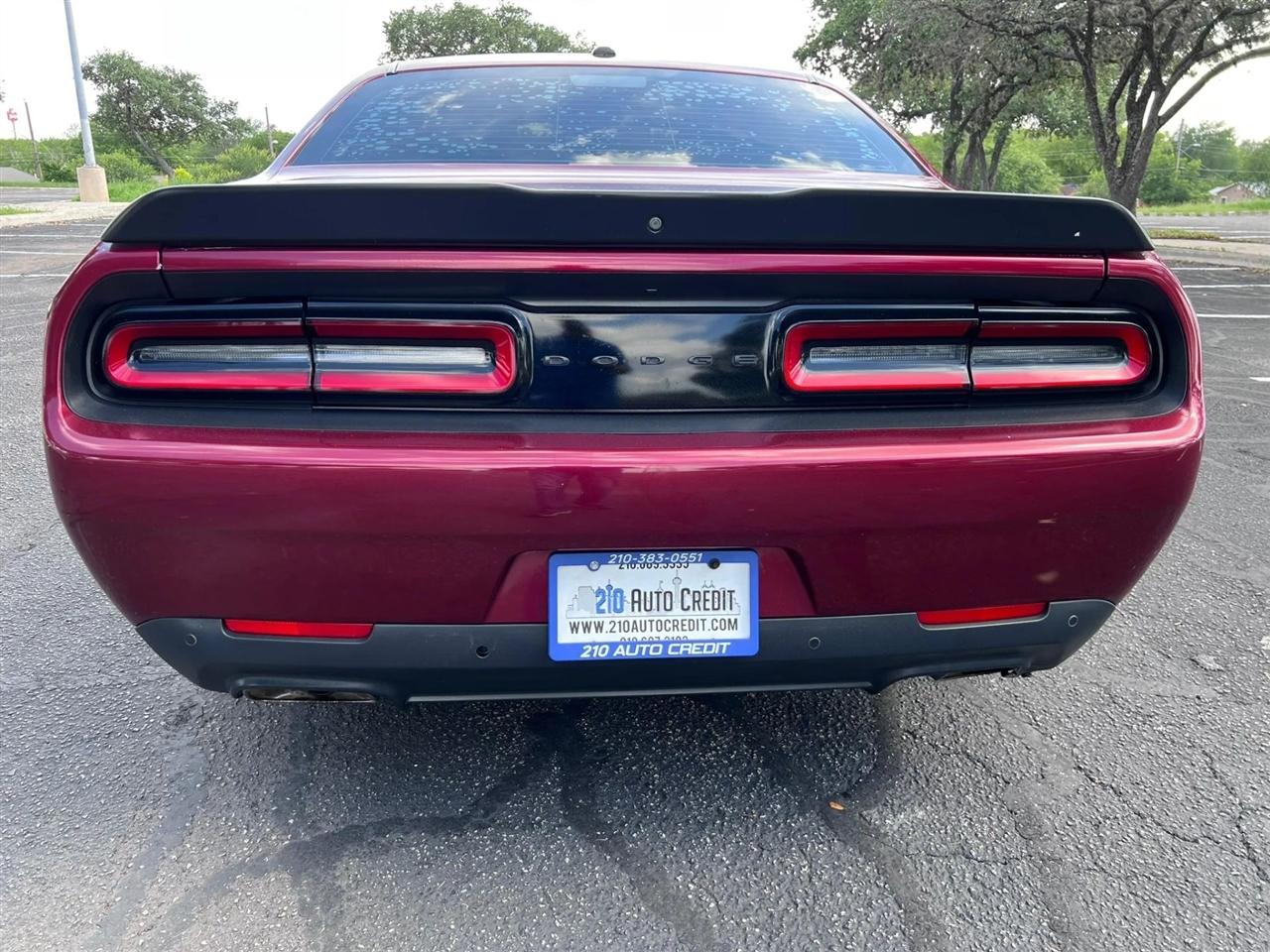 Dodge Challenger  2020
