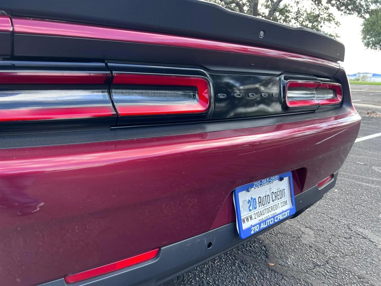 Dodge Challenger  2020