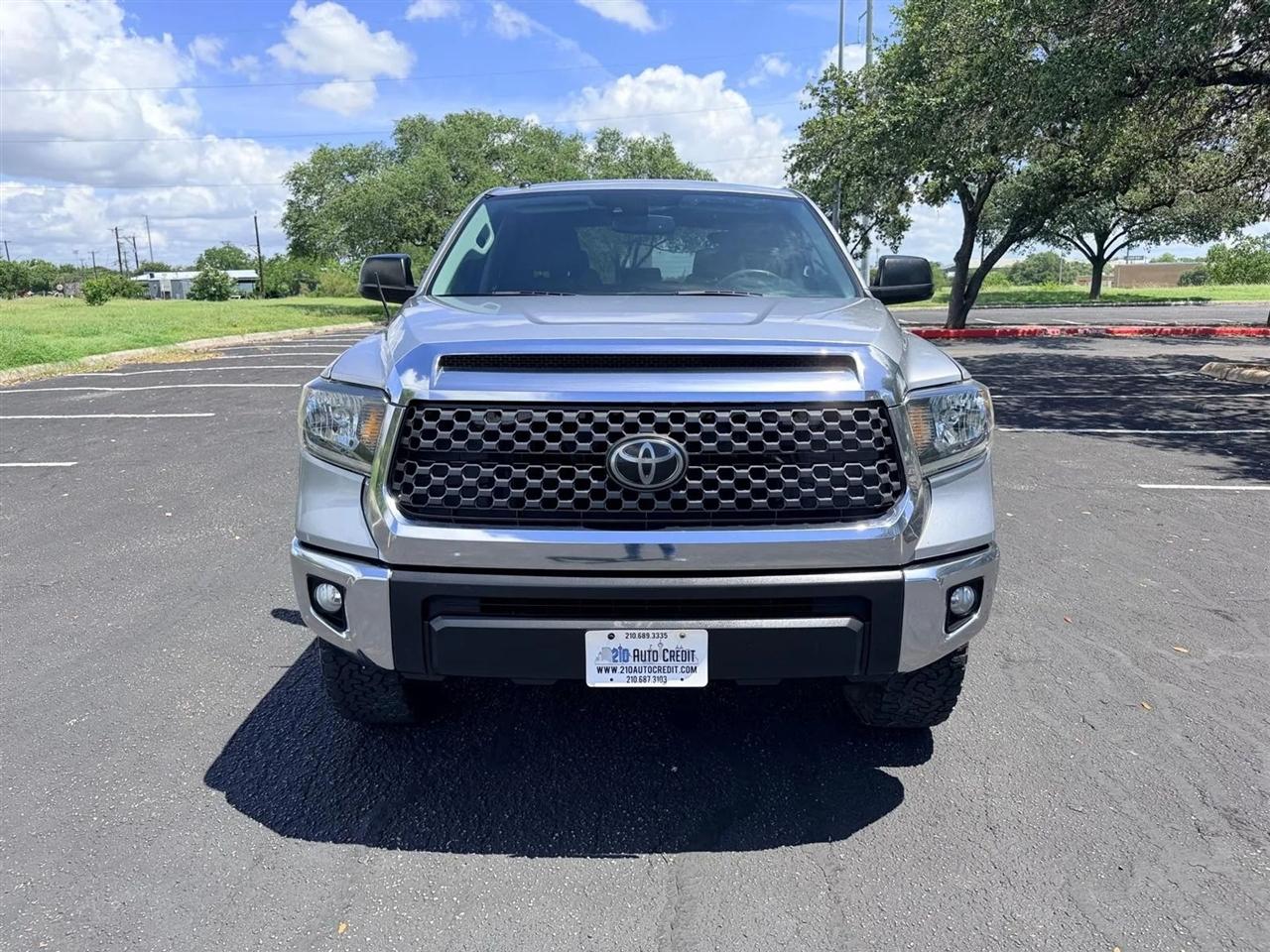 Toyota Tundra  2018