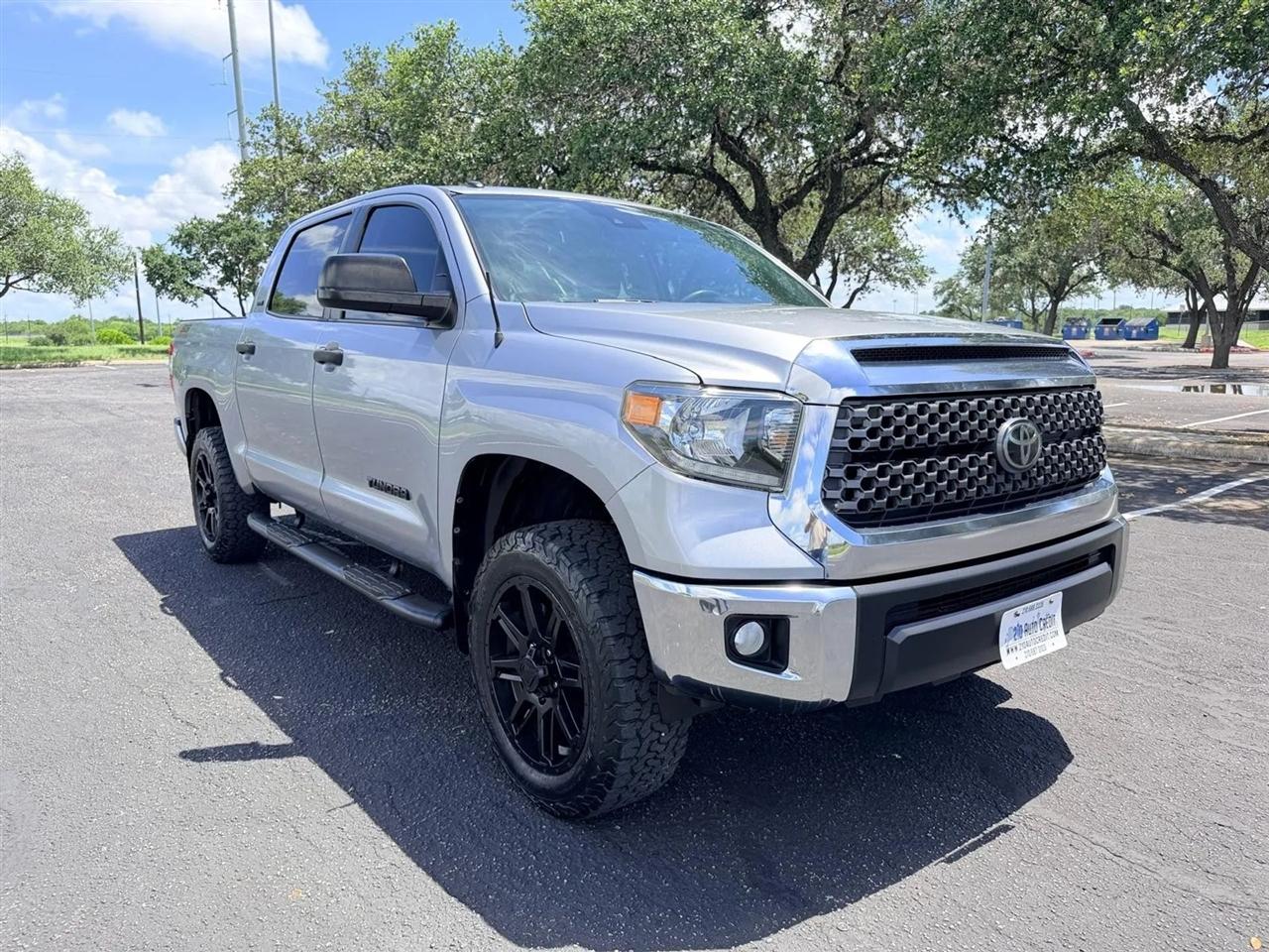 Toyota Tundra  2018