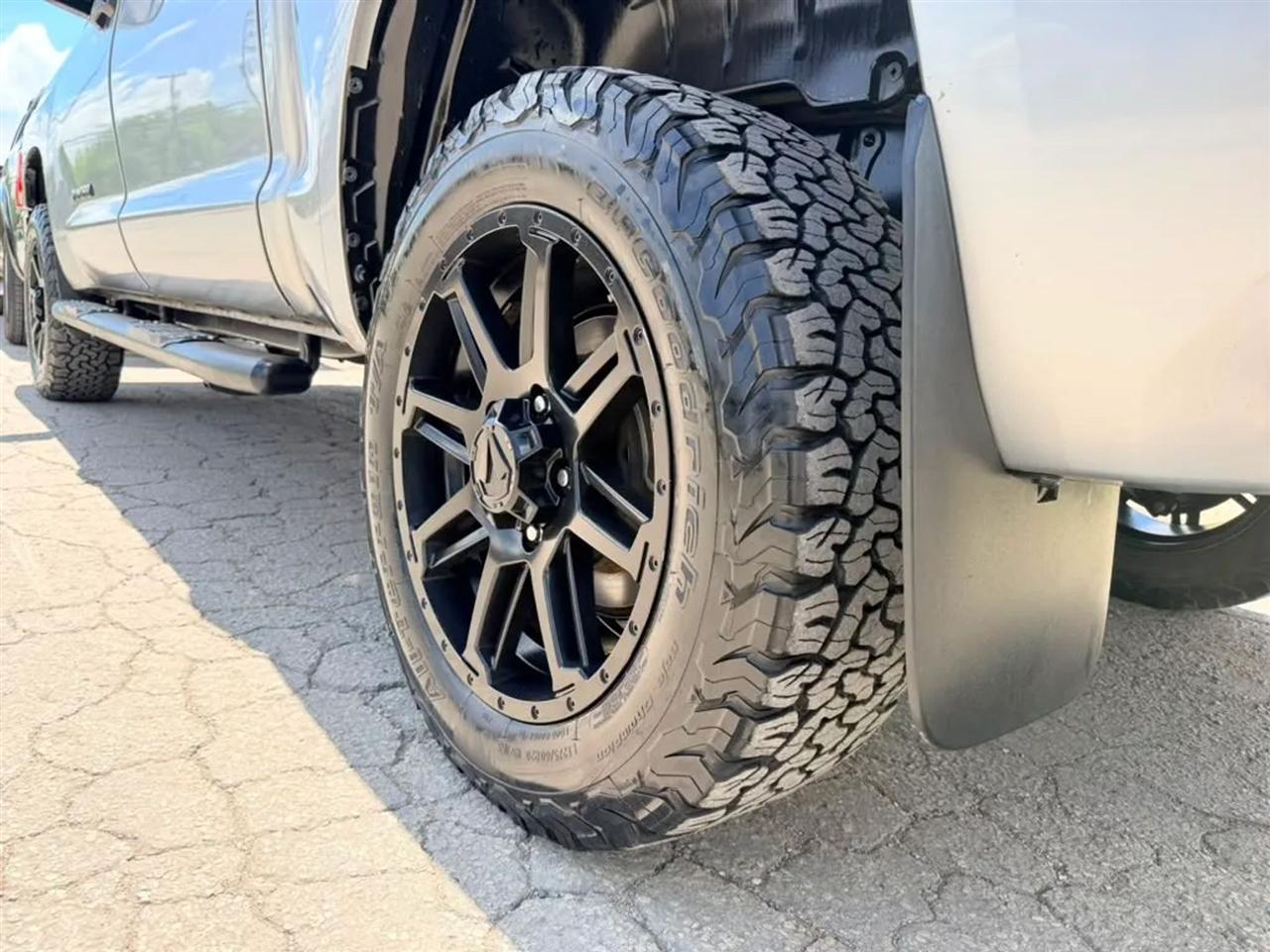 Toyota Tundra  2018