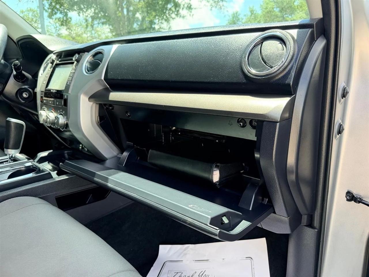 Toyota Tundra  2018