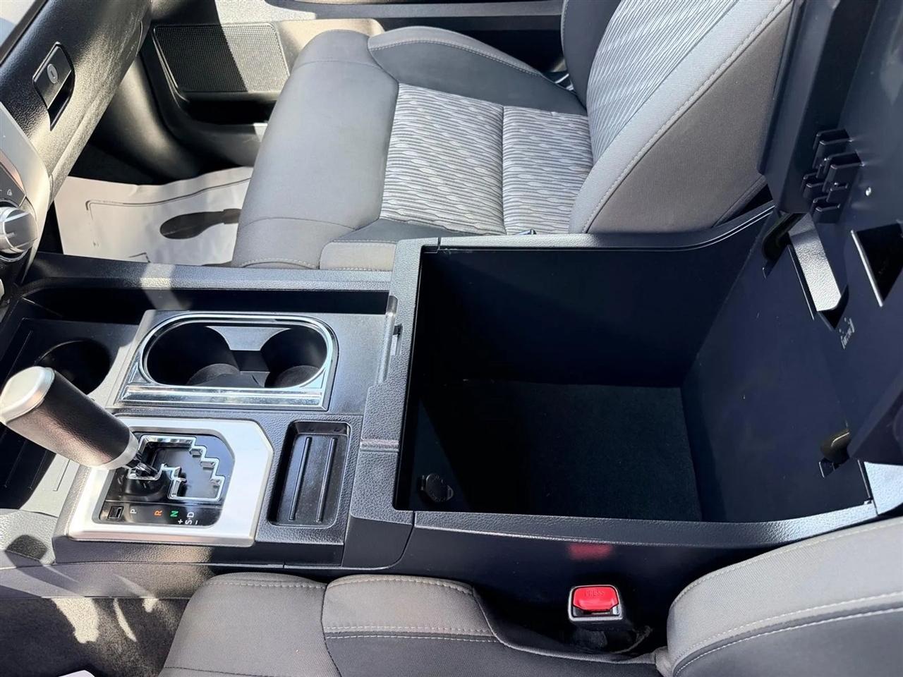 Toyota Tundra  2018