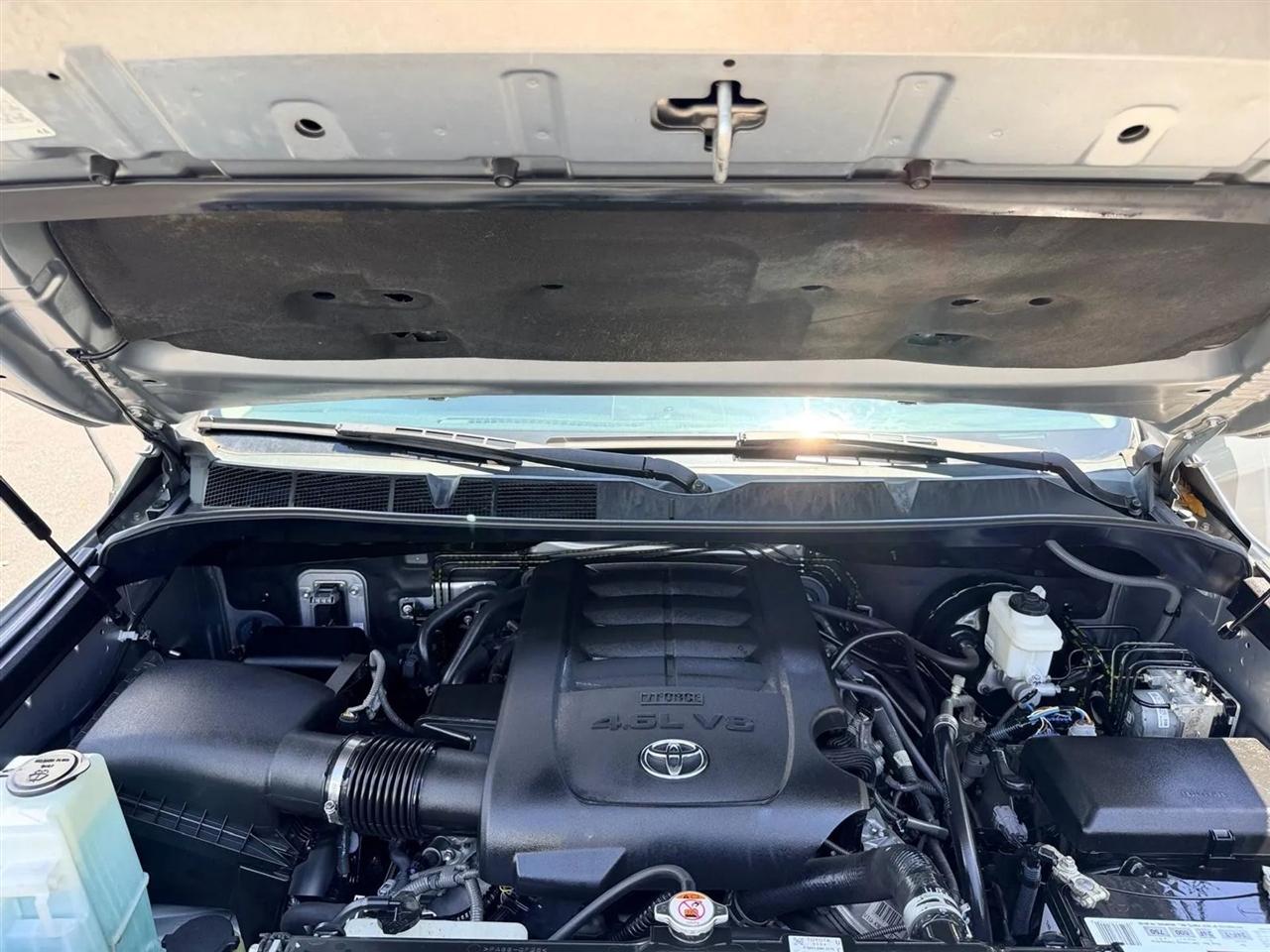 Toyota Tundra  2018