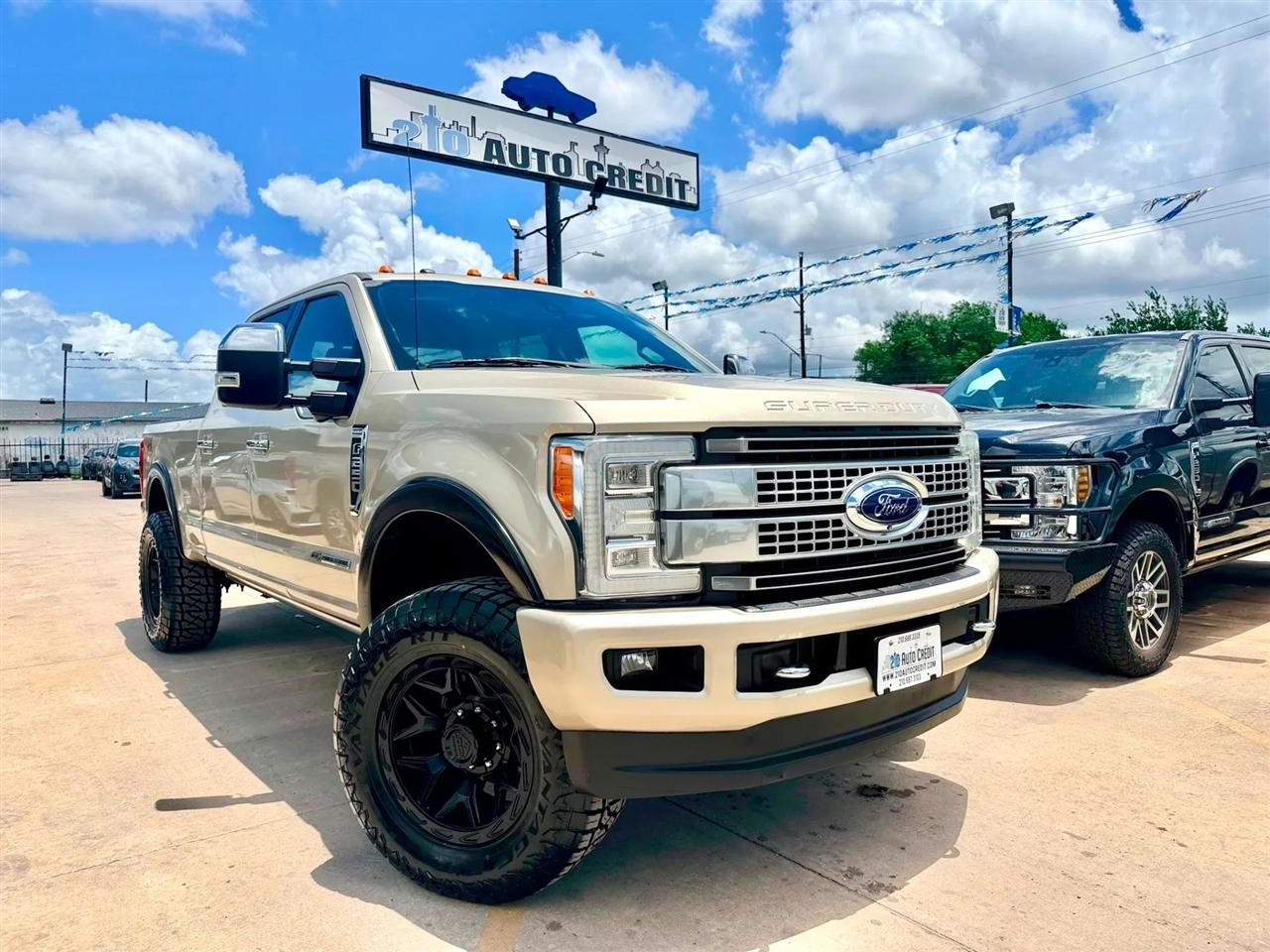 2018 Ford F-250 SD Platinum Pickup 4D 6 3/4 ft