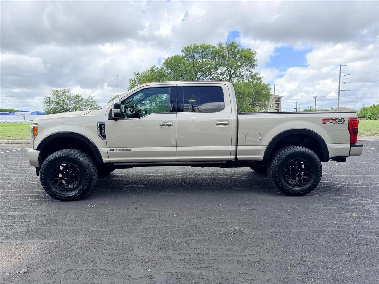 Ford F-250 SD  2018