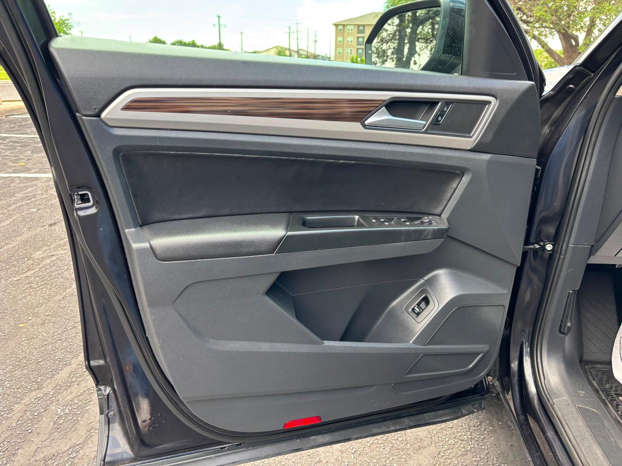 Volkswagen Atlas  2021