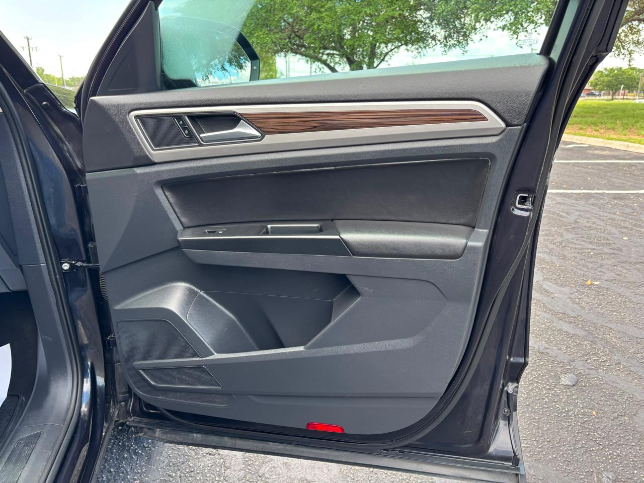 Volkswagen Atlas  2021