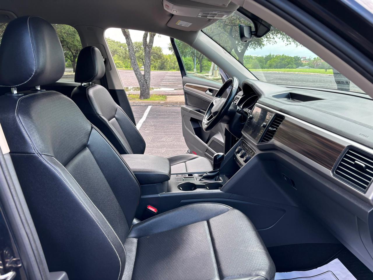 Volkswagen Atlas  2021