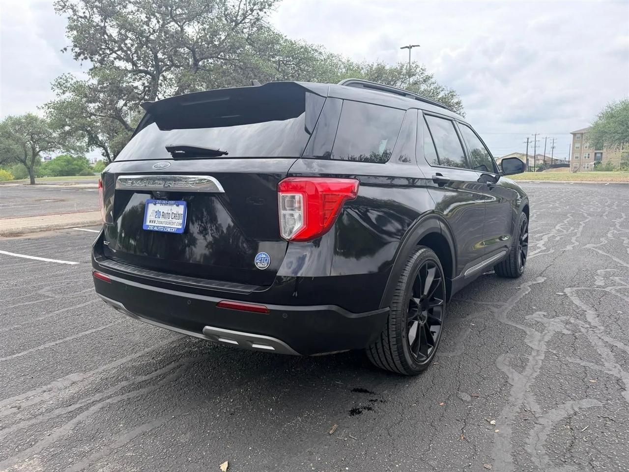 Ford Explorer  2021