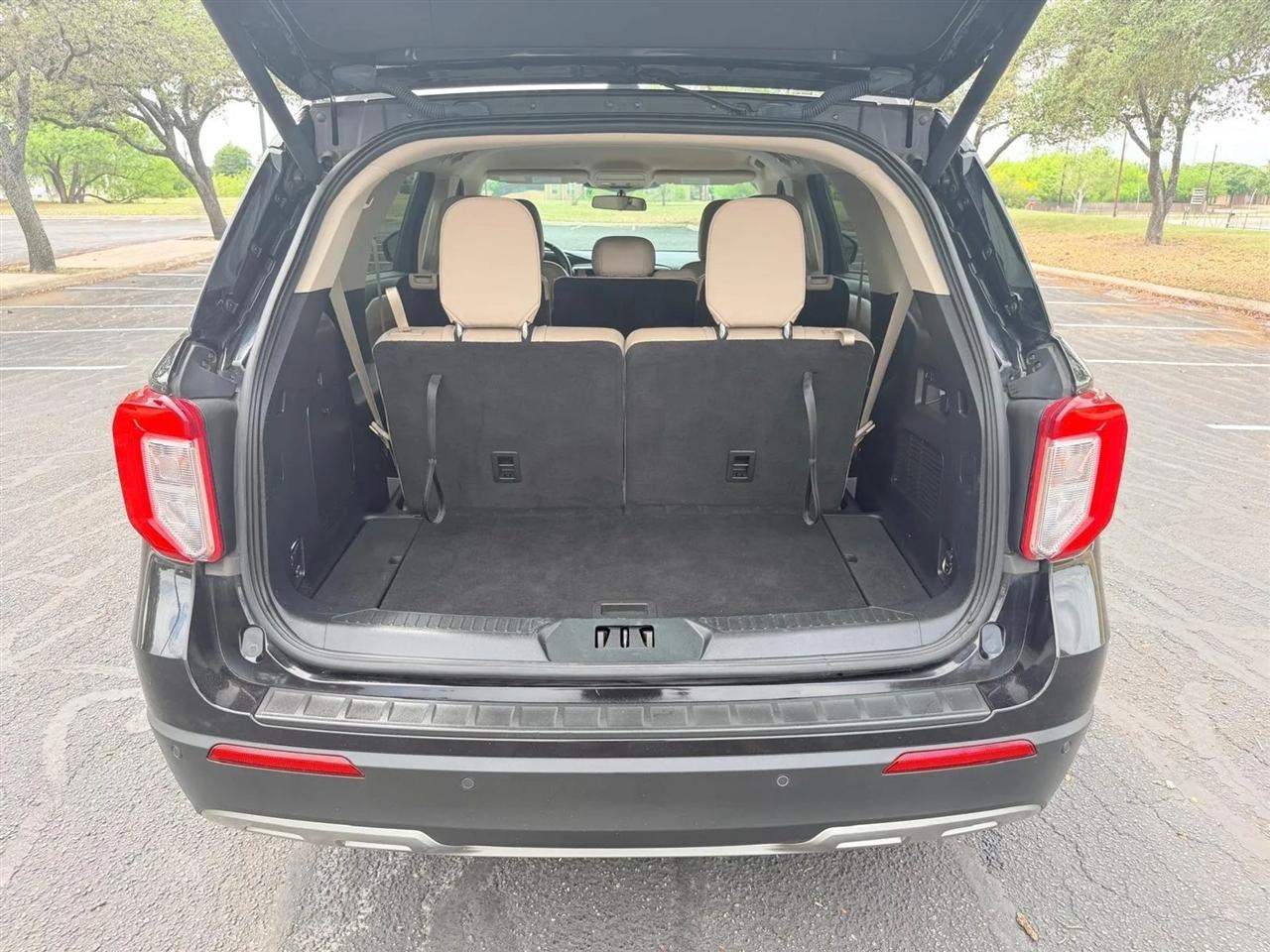 Ford Explorer  2021
