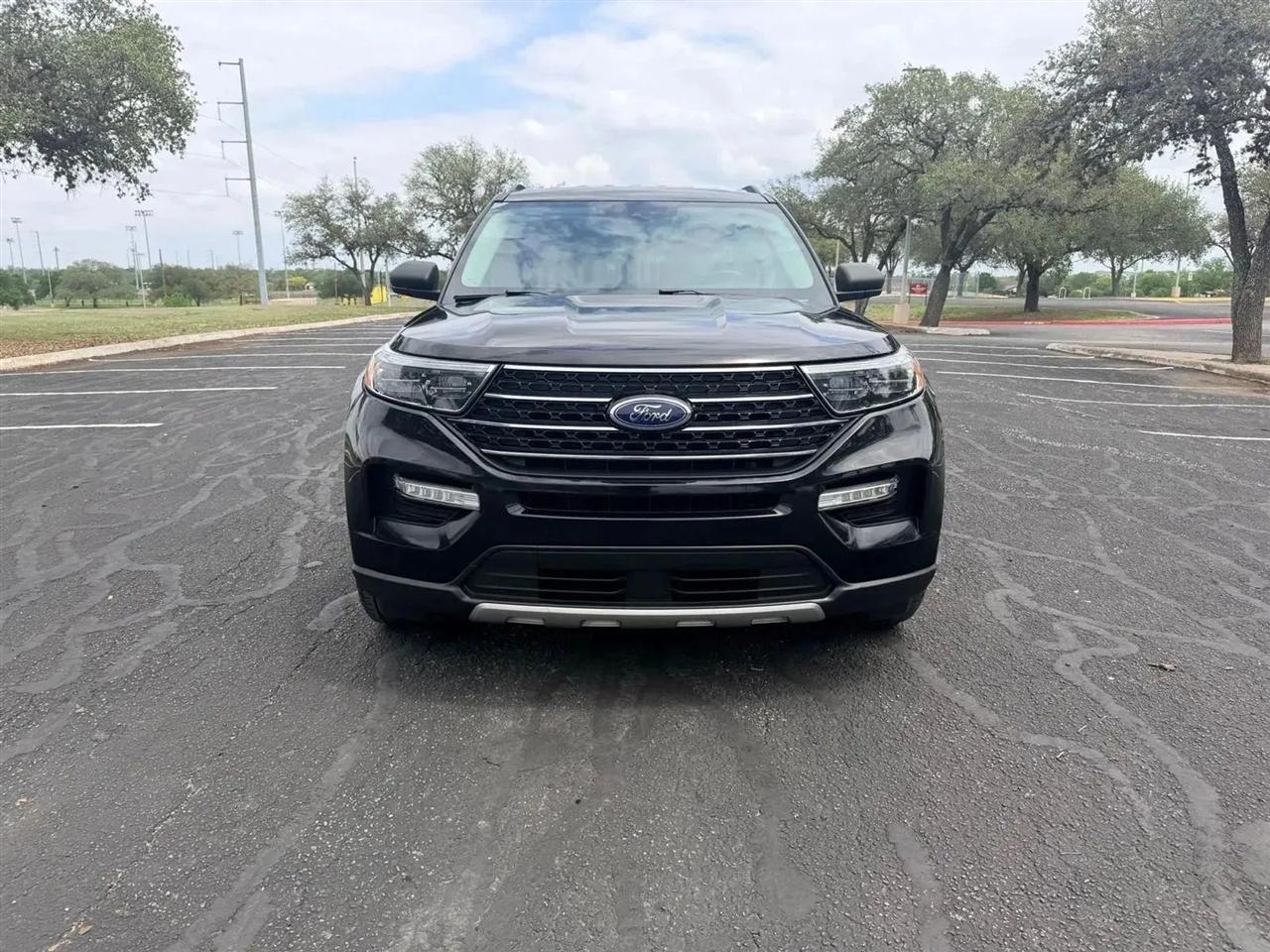Ford Explorer  2021