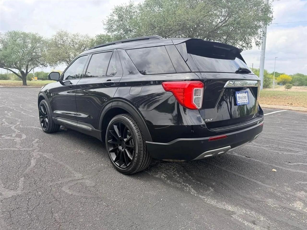 Ford Explorer  2021