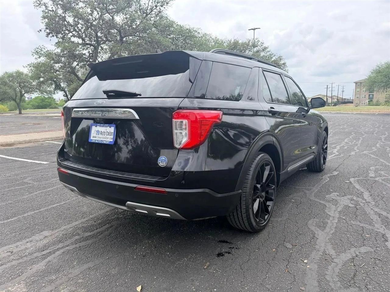 Ford Explorer  2021