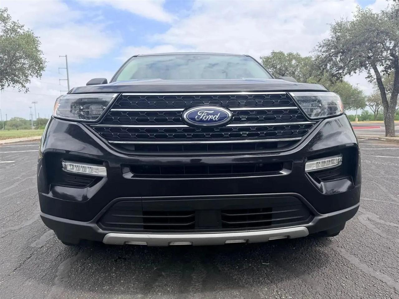 Ford Explorer  2021