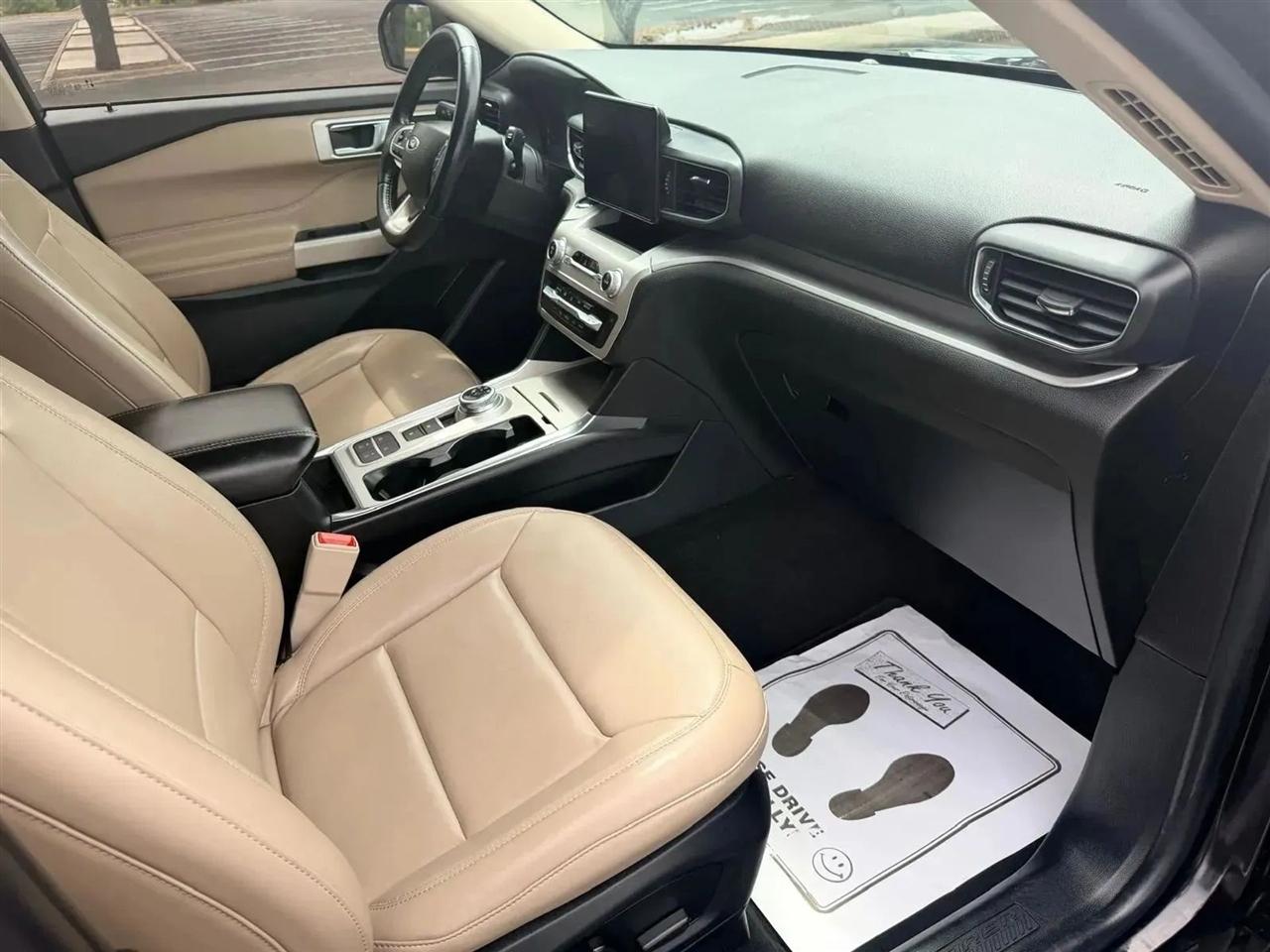 Ford Explorer  2021