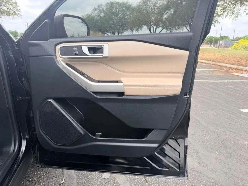 Ford Explorer  2021