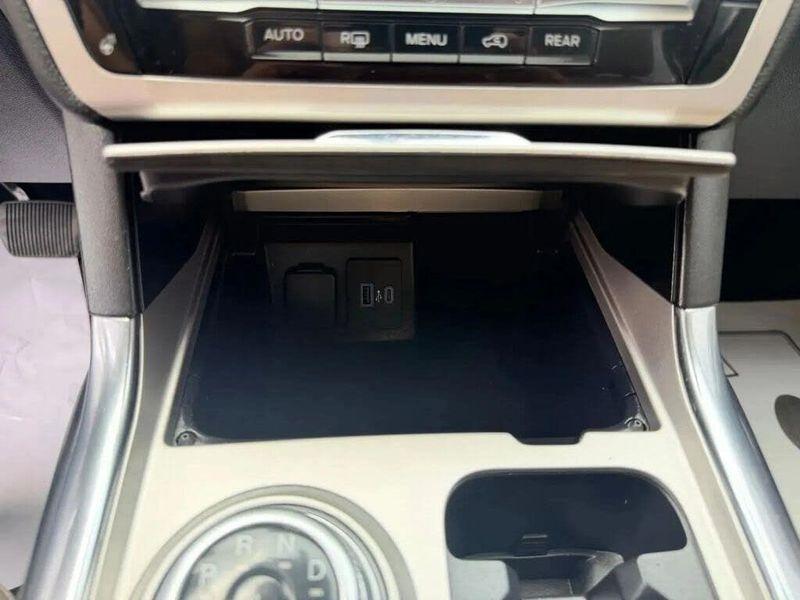 Ford Explorer  2021