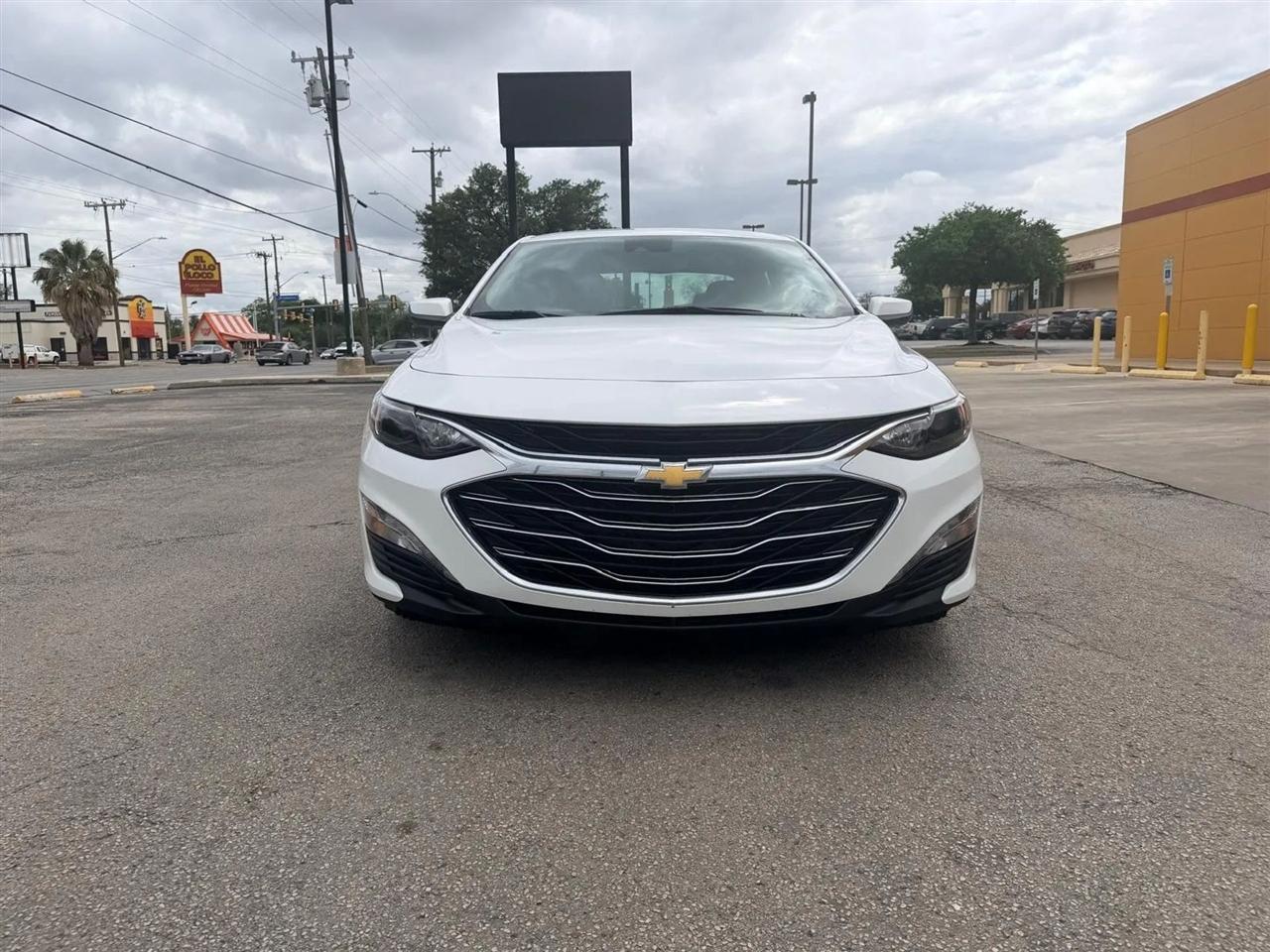 Chevrolet Malibu  2023