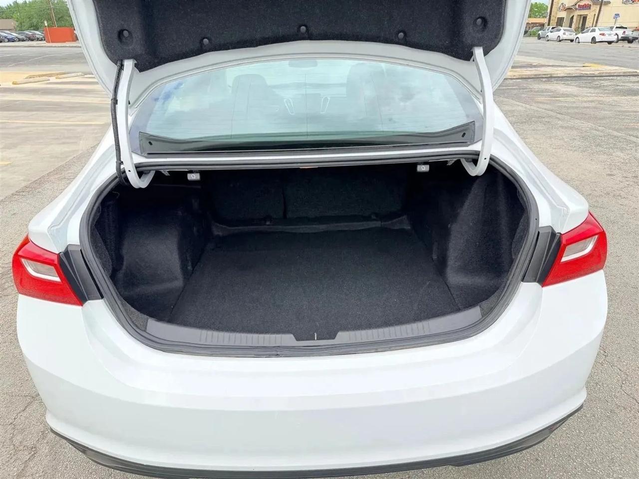Chevrolet Malibu  2023