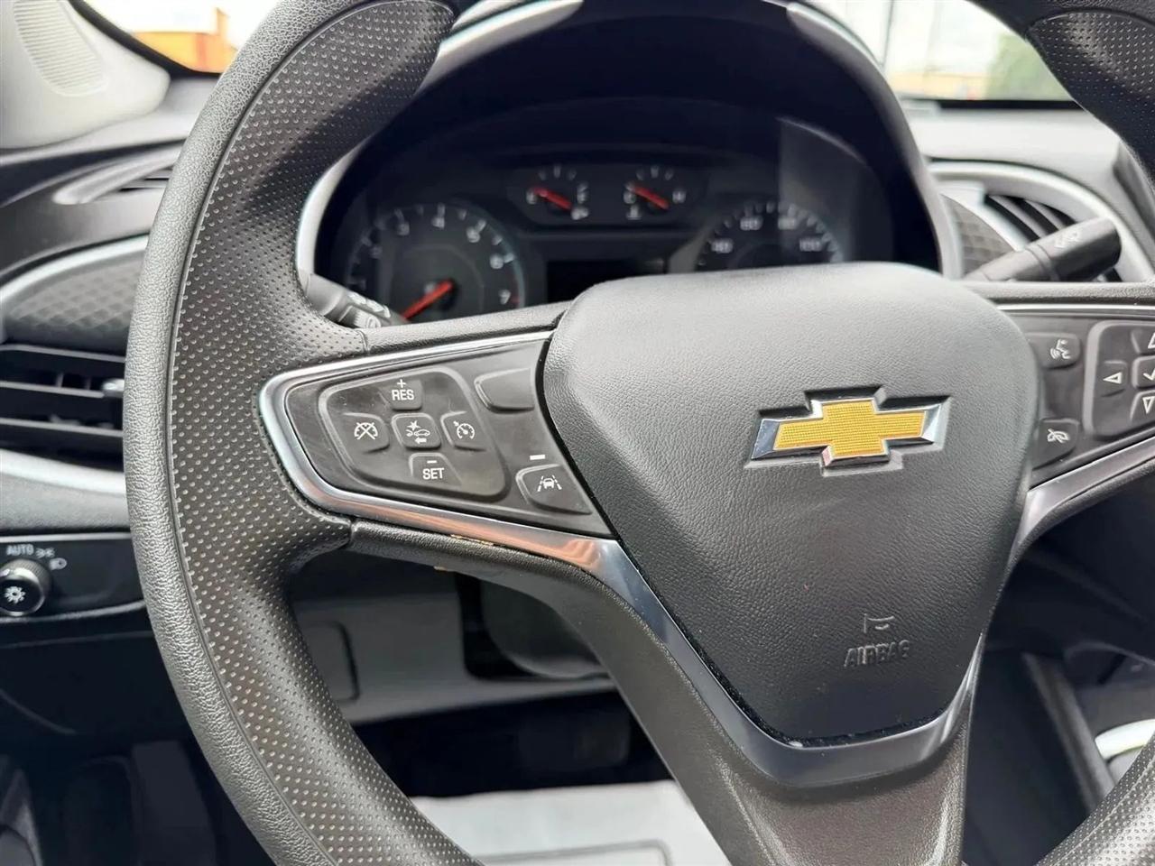 Chevrolet Malibu  2023