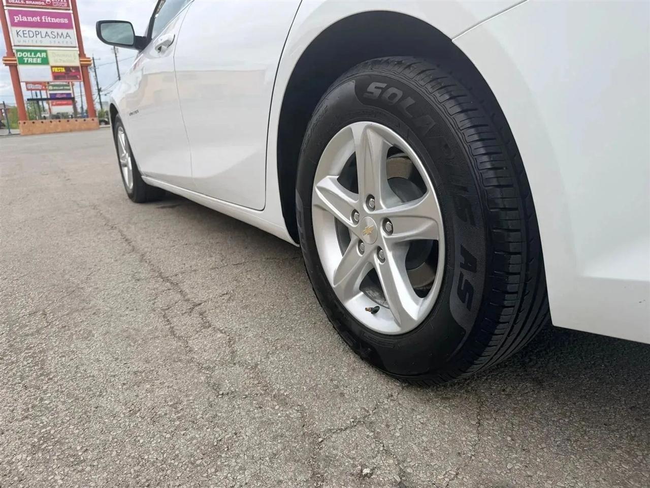 Chevrolet Malibu  2023