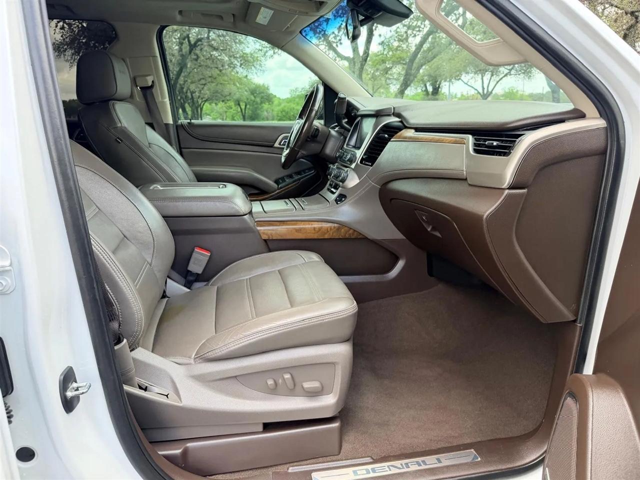 GMC Yukon XL  2019