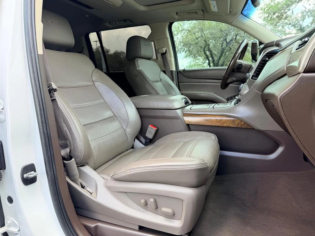 GMC Yukon XL  2019