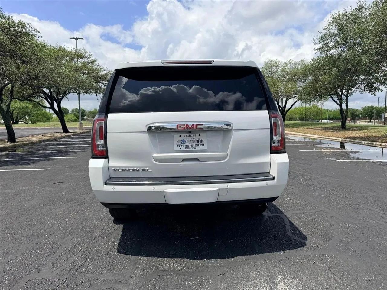 GMC Yukon XL  2019