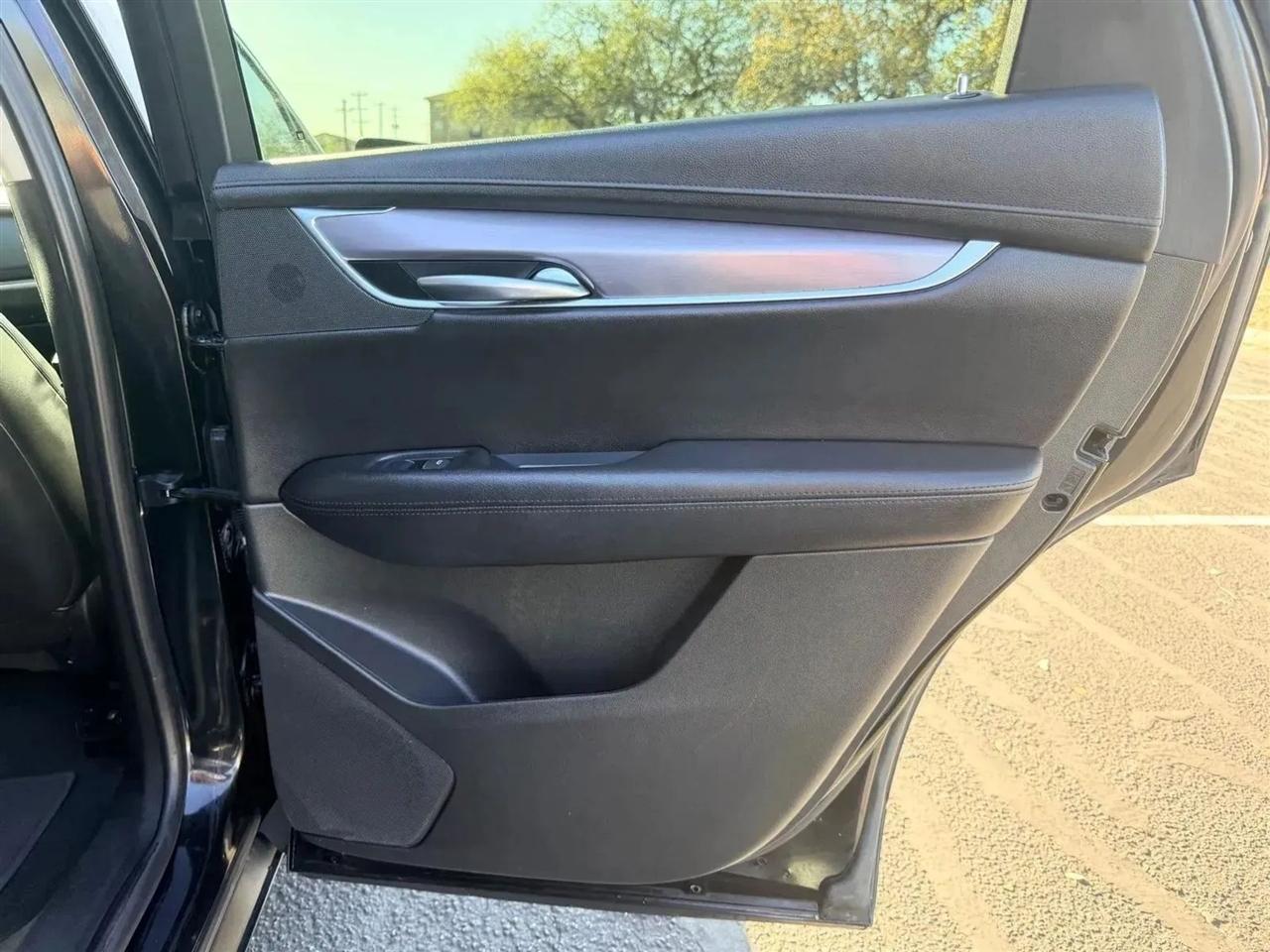 Cadillac XT5  2019
