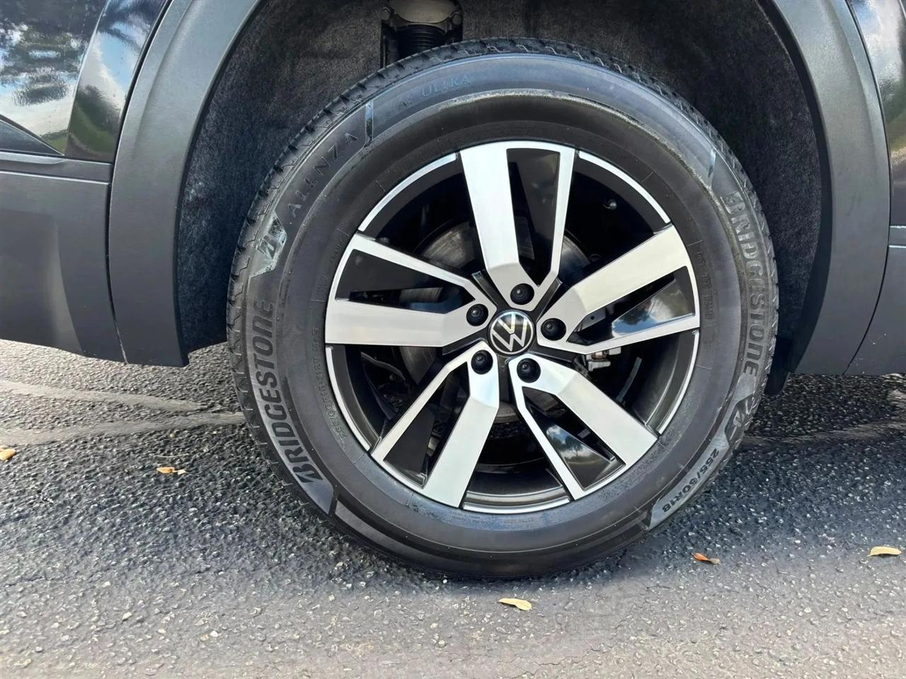 Volkswagen Atlas  2021
