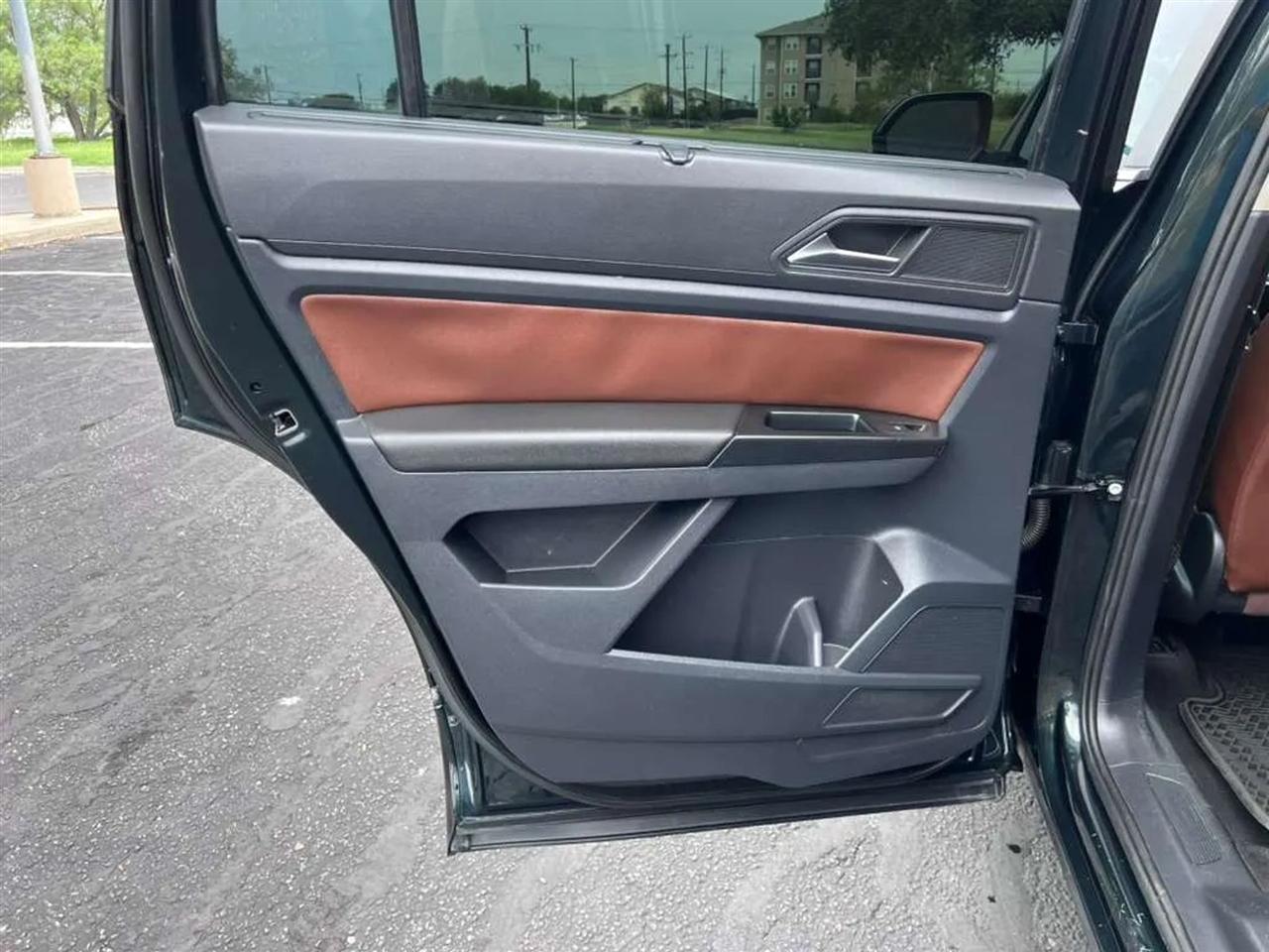 Volkswagen Atlas  2021