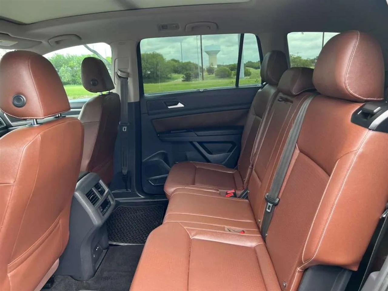 Volkswagen Atlas  2021