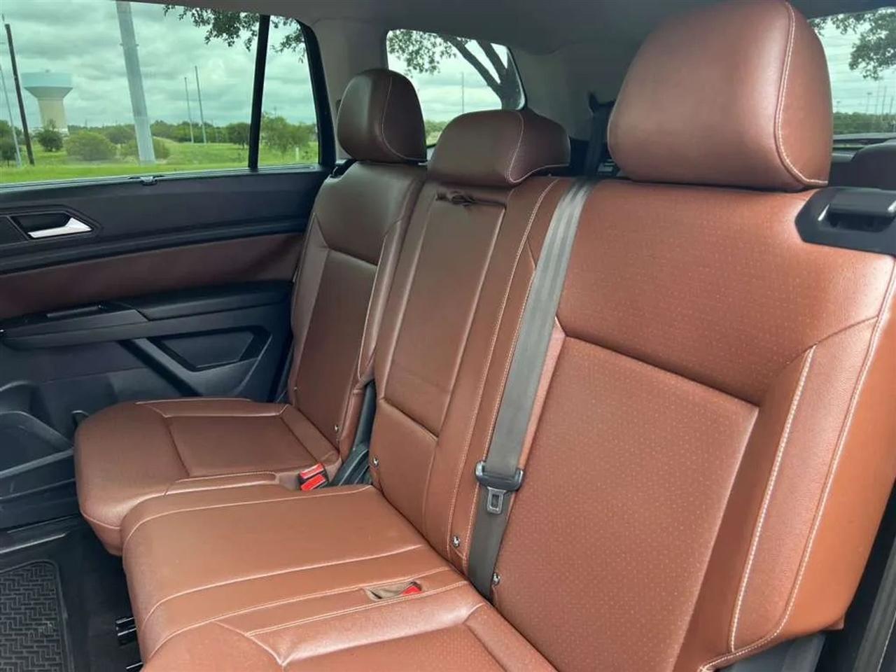 Volkswagen Atlas  2021