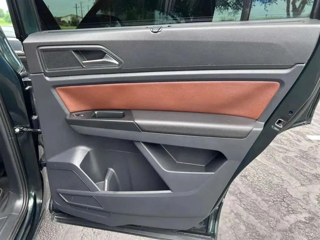 Volkswagen Atlas  2021
