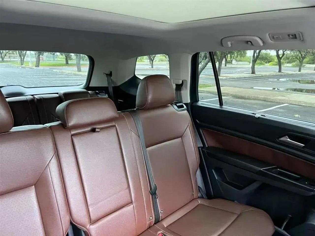 Volkswagen Atlas  2021