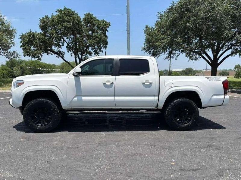 Toyota Tacoma  2022