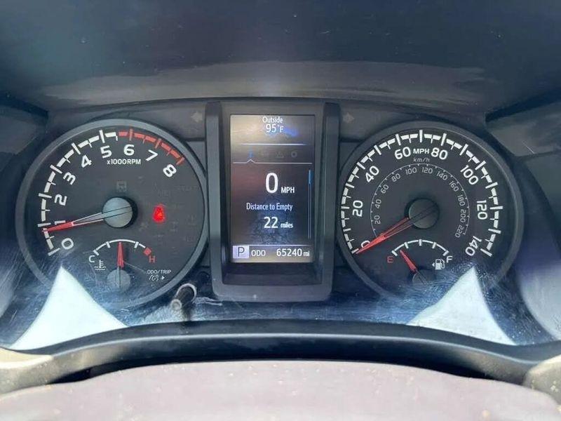 Toyota Tacoma  2022