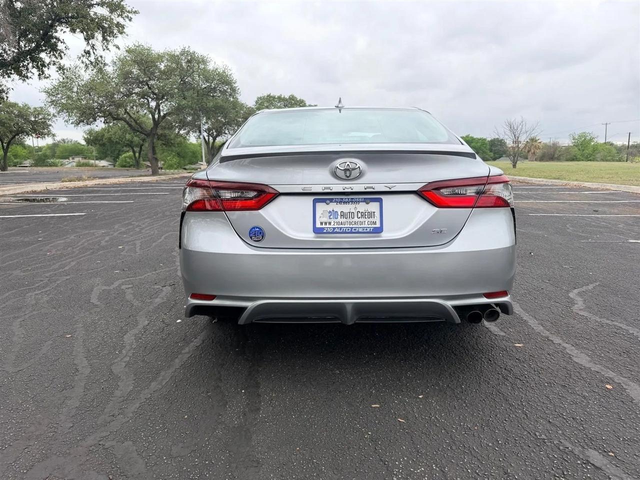 Toyota Camry  2022