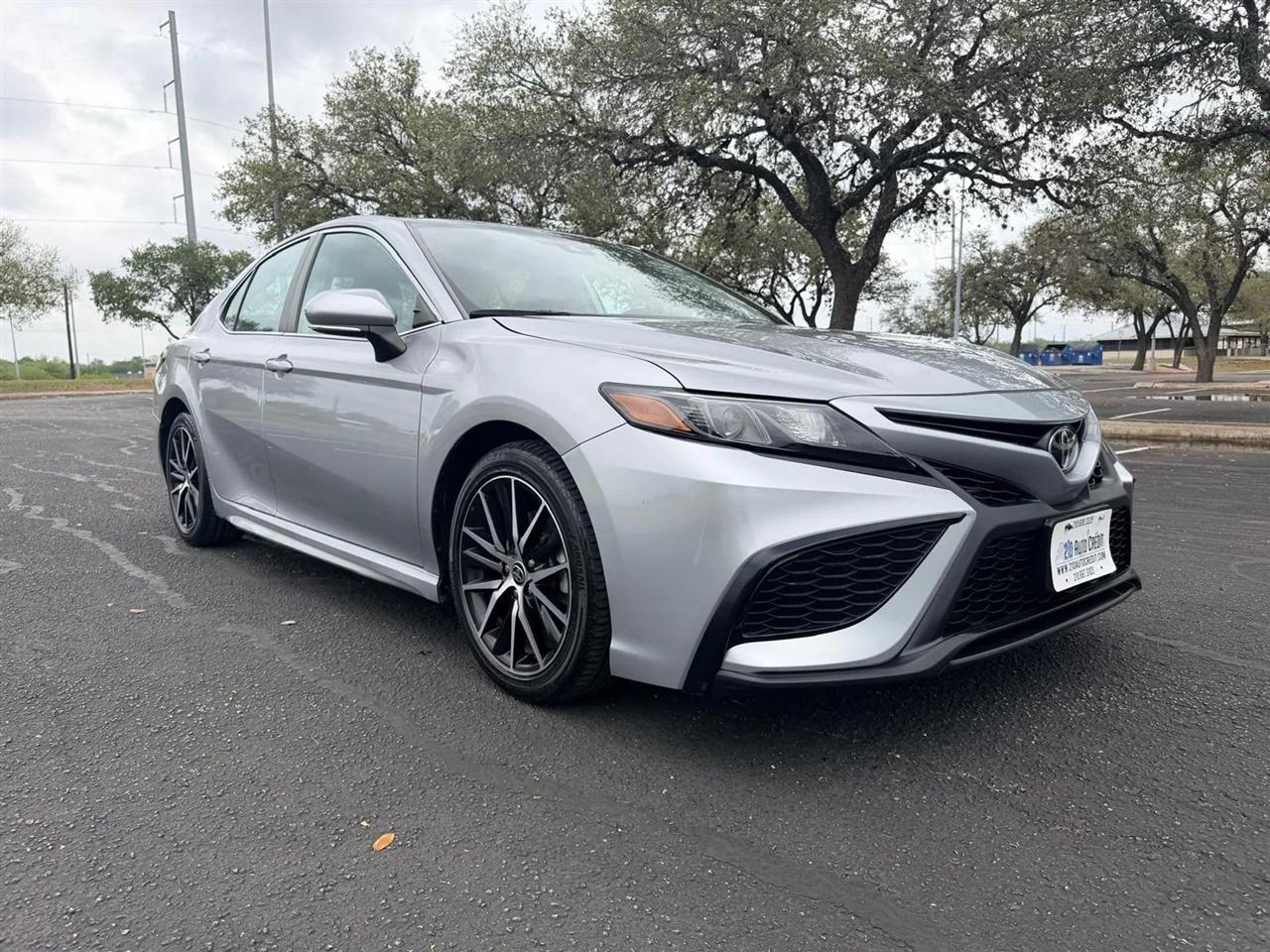 Toyota Camry  2022