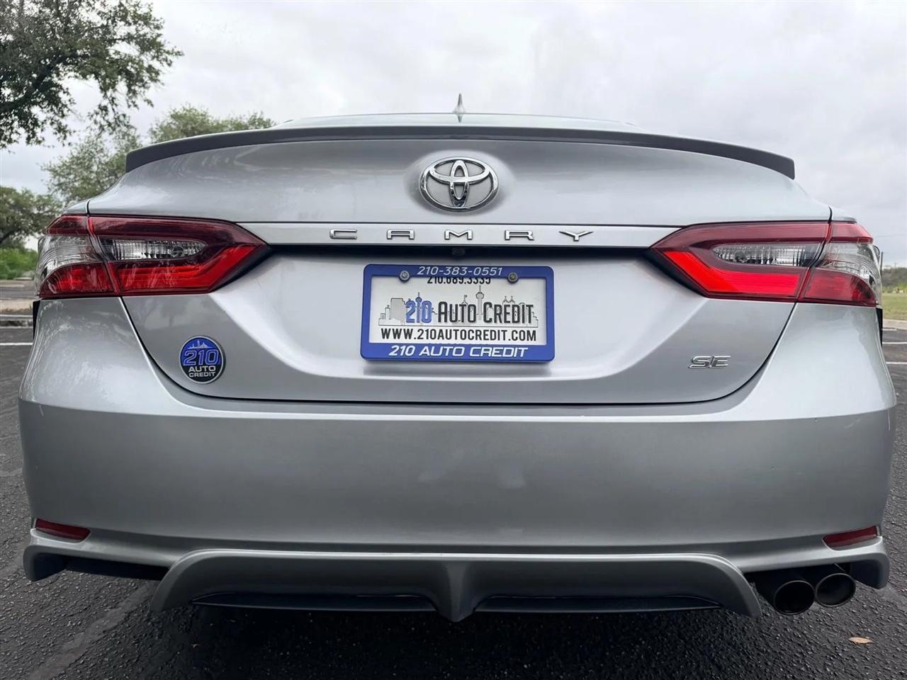 Toyota Camry  2022