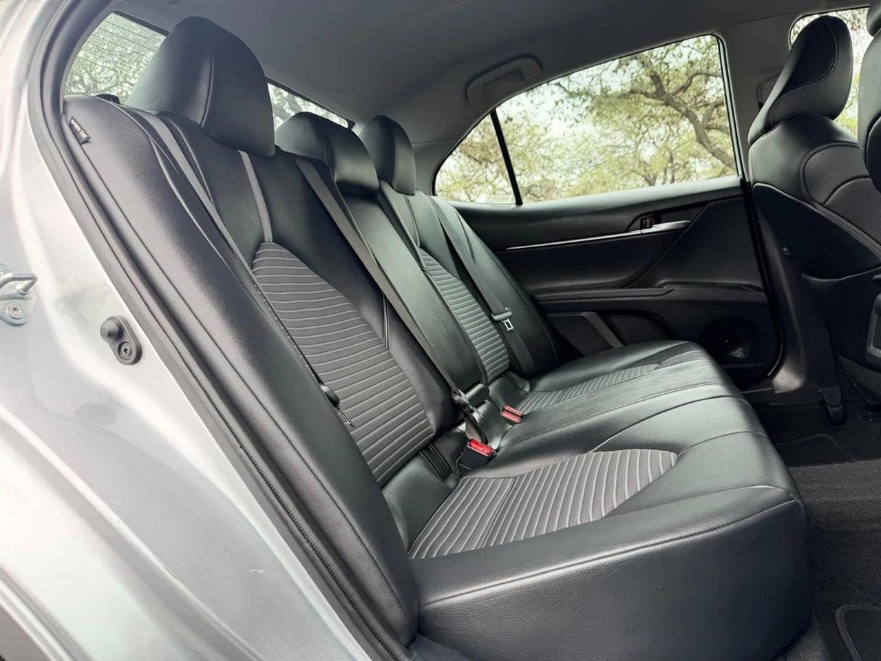 Toyota Camry  2022