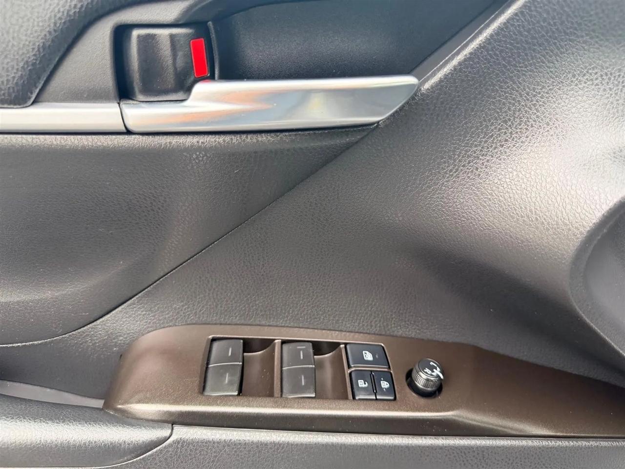 Toyota Camry  2022