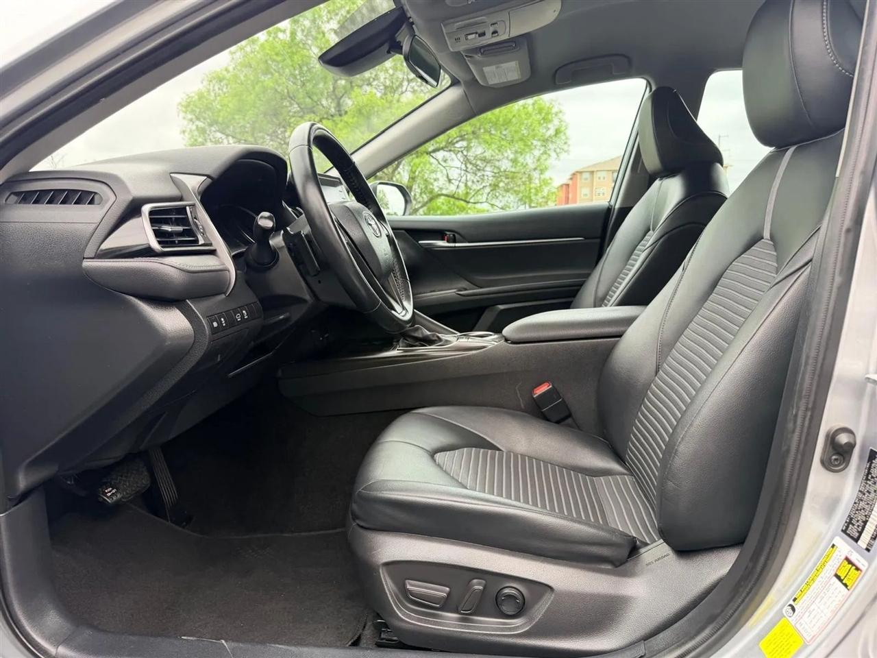Toyota Camry  2022