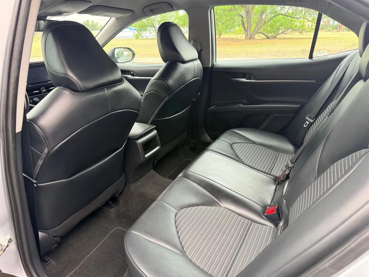Toyota Camry  2022
