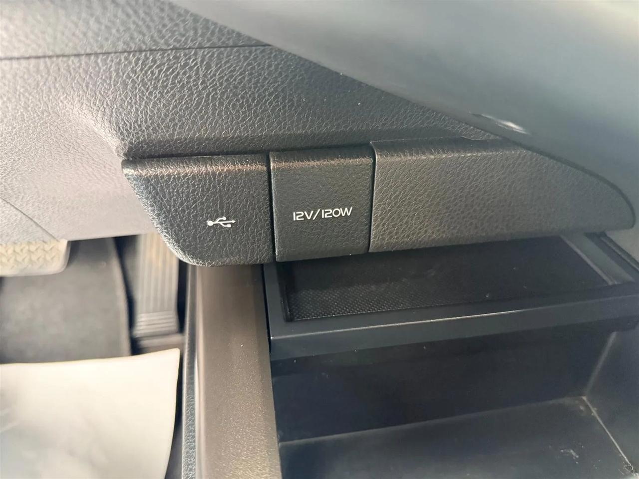 Toyota Camry  2022