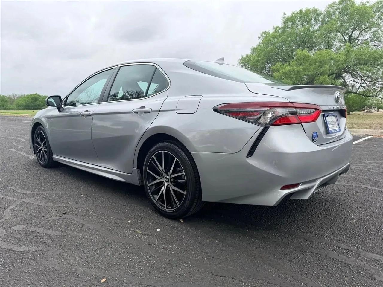Toyota Camry  2022
